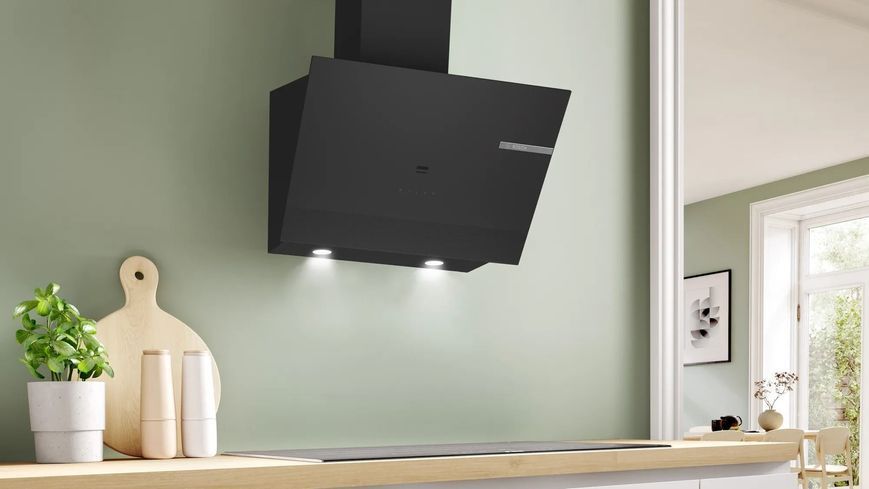 Витяжка Bosch похила, 60см, 700 м.куб/год, чорний 393658 фото