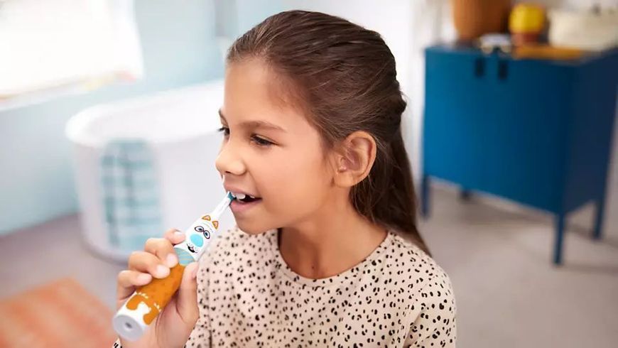 Щітка зубна електр. Philips, Philips Sonicare For Kids, для дітей, насадок-1, 2 комплекти наклейок, білий (HX3601/01) 373140 фото