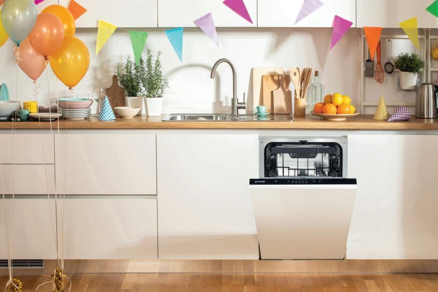 Посудомийна машина Gorenje вбудовувана, 11компл., A++, 45см, AquaStop, 3й кошик, білий (GV520E11) 374410 фото