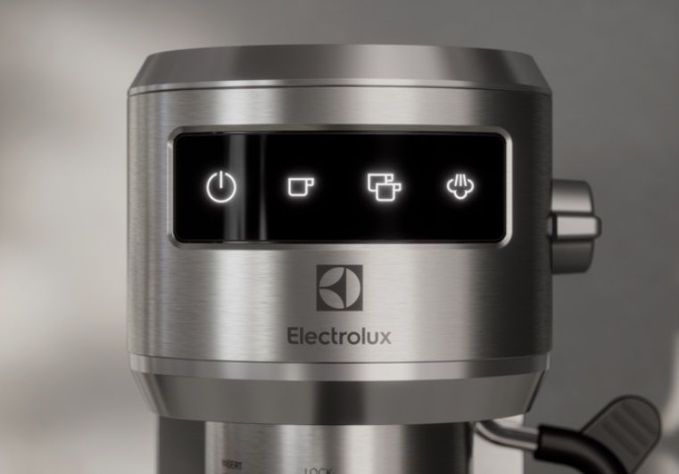 Кавоварка Electrolux ріжкова, 1л, мелена, ручний капуч, LED-дисплей, підігрів чашок, метал (E6EC1-6ST) 369316 фото