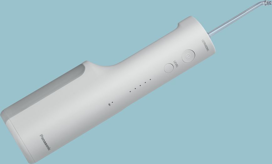 Іригатор Panasonic портативний, чаша 200 мл, Li-ion аккум. в компл., 2 насадки, білий (EW-DJ66-W321) 388793 фото
