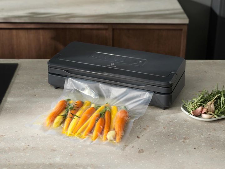 Пакети для вакуумування Electrolux, 22х30см, 50шт (EVSRB1) 369860 фото