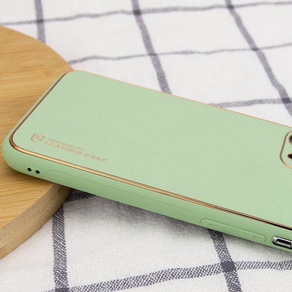 Шкіряний чохол Xshield для Apple iPhone 13 Pro (6.1") Зелений / Pistachio 240959 фото