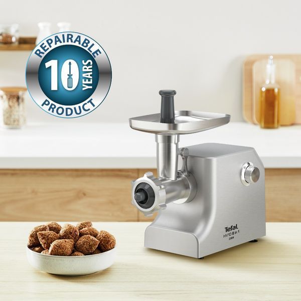 М'ясорубка Tefal HV10 8in1, 2200Вт, 5.5кг/хв, 3 решітки, насадка для ковбас, кеббе, 3 терки, метал (NE858D38) 370723 фото