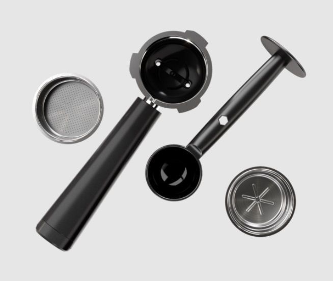 Кавоварка Electrolux ріжкова, 1л, мелена, ручний капуч, LED-дисплей, підігрів чашок, чорний (E6EC1-6BST) 370491 фото