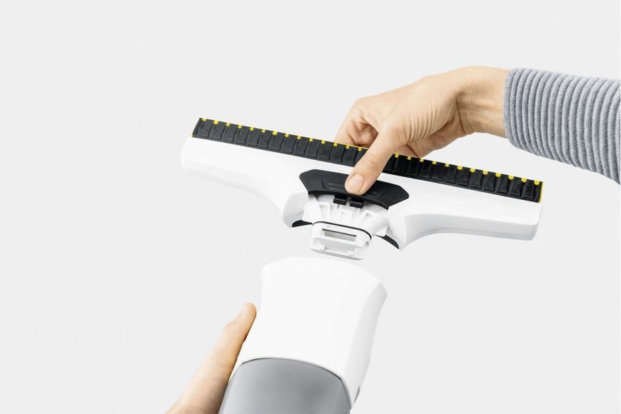 Пилосос Karcher віконний WV 6 Plus, вода -0.15л, автон. робота до 100хв, вага-0.76кг, білий (1.633-741.0) 373379 фото