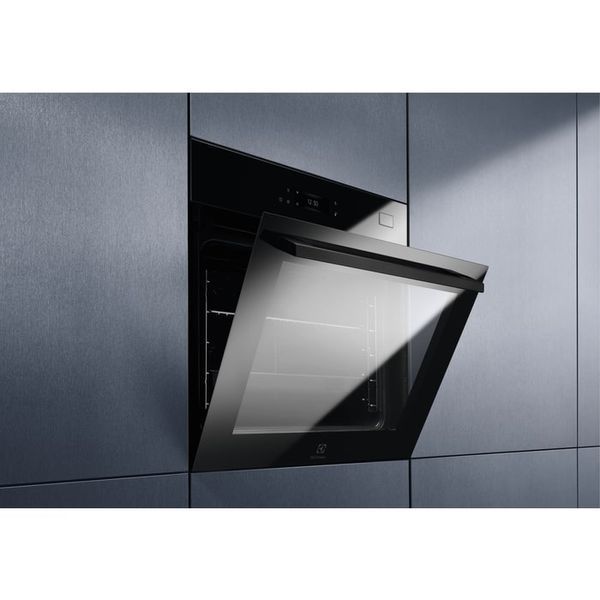 Духова шафа Electrolux електрична, 70л, А++, пара, дисплей, конвекція, ф-ція пароварки, чорний (LOB8S39WZ) 370991 фото