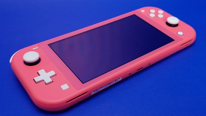 Консоль Nintendo Switch Lite Coral 248488 фото