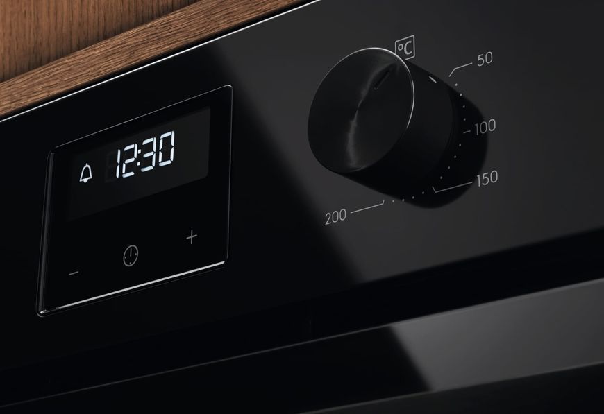 Духова шафа Electrolux електрична, 65л, A, дисплей, конвекція, телескопічні напрямні, чорний (LOF3H10BK) 380332 фото