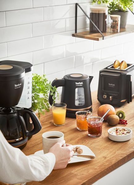 Електрочайник Tefal Includeo 1л, пластик, чорний (KI533811) 369385 фото