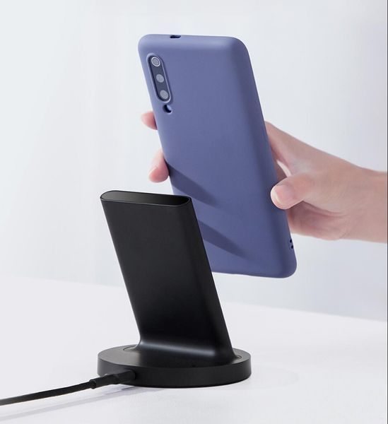 Бездротовий зарядний пристрій Xiaomi 20W Vertical Wireless Charger Stand (WPC02ZM / GDS4145GL) 137938 фото