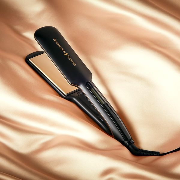 Випрямляч Remington PROluxe Midnight Wide Plate Straightener, темп.режимов-9, 150-230С, чохол, дісплей, кераміка, чорний (S9150B) 369837 фото