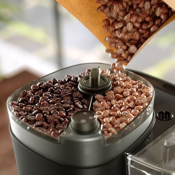 Кавоварка Philips крапельна All-in-1 Brew 1.25л, зерно + мелена, дисплей, підігрів кавника, кавомолка, чорний (HD7900/50) 371995 фото