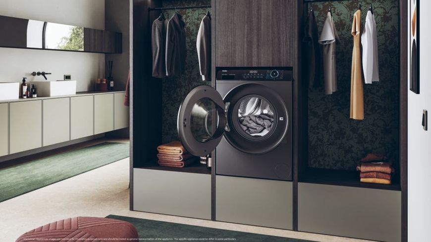 Пральна машина Haier фронтальна, 9кг, 1400, A+++, 60см, дисплей, пара, інвертор, люк чорний, прямий привід, cріблястий (HW90-B14939S8) 375633 фото