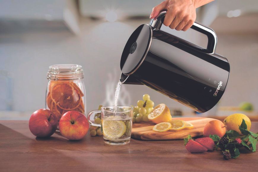 Електрочайник Gorenje 1.7л, подвійні стінки, LED дисплей, Strix контроль, чорний (K17DWD) 369408 фото