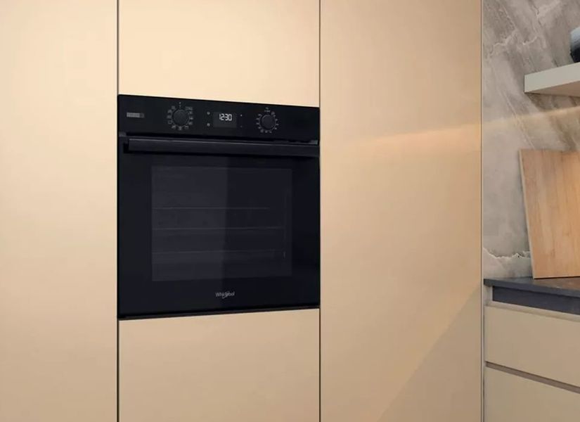 Духова шафа Whirlpool електрична, 71л, A+, дисплей, конвекція, телескопічні напрямні, пара, чорний (OMSR58CU1SB) 371459 фото