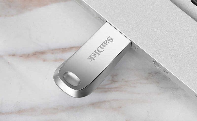 Накопичувач SanDisk 256GB USB 3.1 Type-A Ultra Luxe Срібний (SDCZ74-256G-G46) 375516 фото