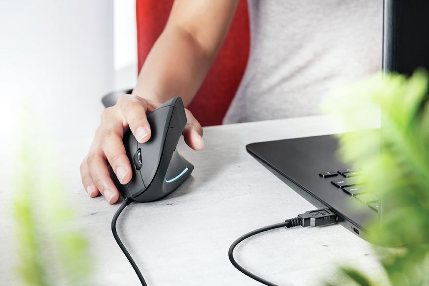 Миша Trust Verto Ergonomic, USB-A, чорний (22885_TRUST) 363956 фото