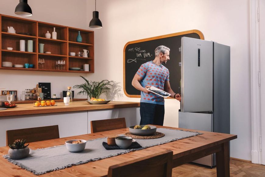Холодильник з нижн. мороз. камерою Gorenje, 185х60х60см, 2 двері,203(99)л, А++, Total NF, Зона св-ті, Зовн. Диспл, нерж (NRK6192AXL4) 375754 фото