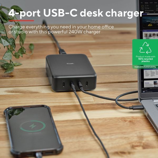 Зарядний пристрій мережевий Trust Maxo 240Вт,GaN, 4xUSB-C,PD, чорний 380573 фото