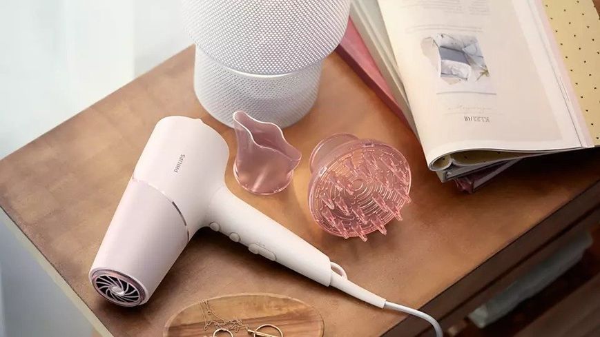 Фен Philips 5000 Series, 2300Вт, 3 режими, дифузор, іоніз-я, хол. обдув, біло-рожевий (BHD530/00) 365526 фото
