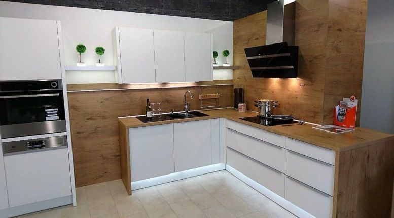 Витяжка Faber похила, 80см, 1219м.куб/год, Steelmax Ev8 Led Bk A80, чорний/нерж 373709 фото