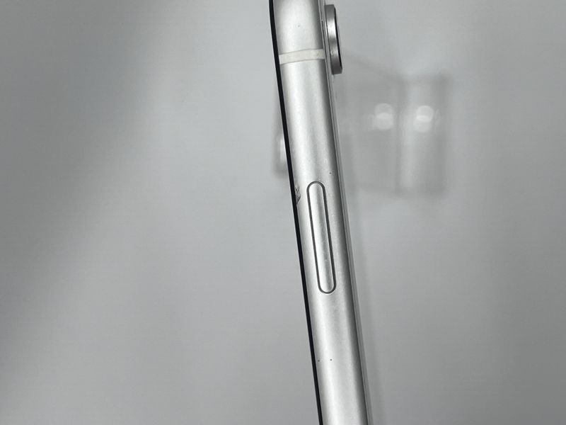 Смартфон Apple iPhone XR 128 Gb trade-in White 9980 417306 фото