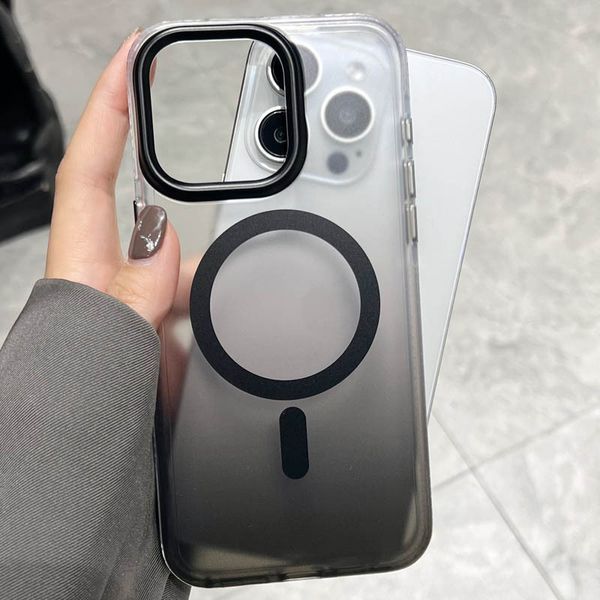 Чохол TPU+PC Shadow with MagSafe для Apple iPhone 15 Pro (6.1") Black 330308 фото
