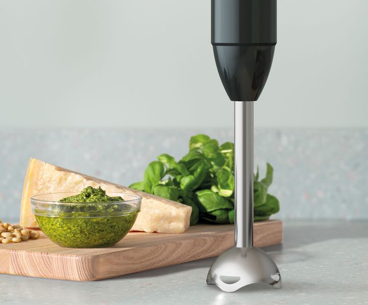 Блендер Electrolux заглибний 600Вт, 3в1, чаша-600мл, чопер, чорний (E4HB1-6GG) 368160 фото