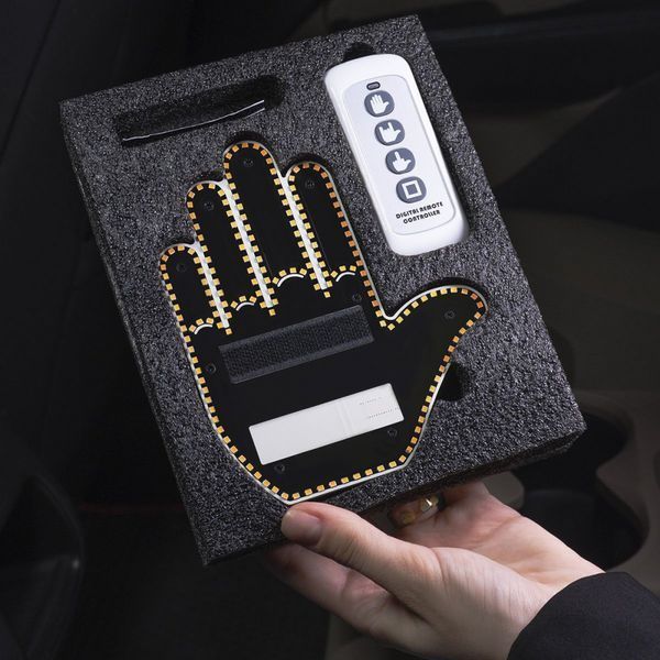 LED Hand на заднє скло автомобіля (without batteries) Black 289193 фото