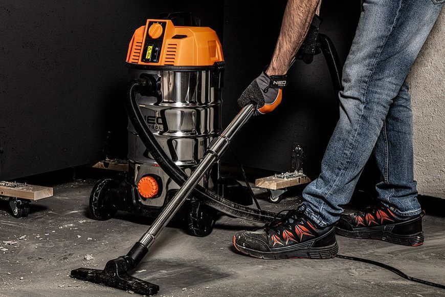 Пилосос професійний Neo Tools, 1600Вт, 18 кПа, контейнер 35л, HEPA, колеса, 7.5кг (04-739) 373419 фото