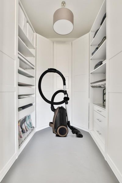 Пилосос Gorenje мішковий, 850Вт, конт пил -3л, HEPA, сенсорне упр, телескоп трубка, бронзовий (VCE28G6ALLGO) 381193 фото