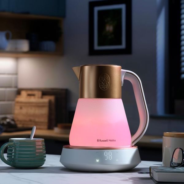 Електрочайник Russell Hobbs Calm, 1.7л, скло, біло-мідний (27450-70) 364548 фото