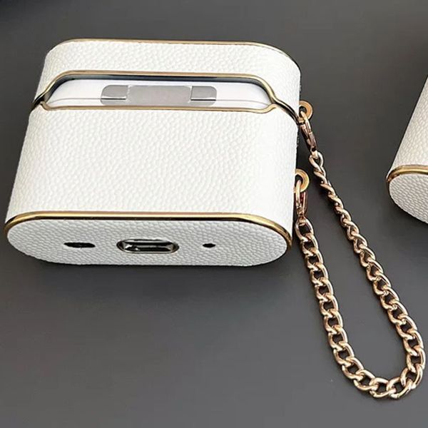 Шкіряний футляр Suitcase для навушників AirPods 3 White 345106 фото