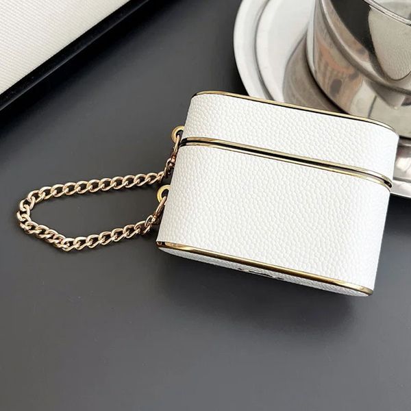 Шкіряний футляр Suitcase для навушників AirPods 3 White 345106 фото