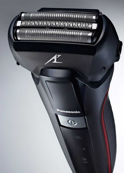 Бритва електр. Panasonic сіткова, 13000 об/хв, бритв.головок-3, Li-Ion, сух.+волог., тример, 2 насад.,док-станц. , чорний (ES-LL41-K520) 369853 фото