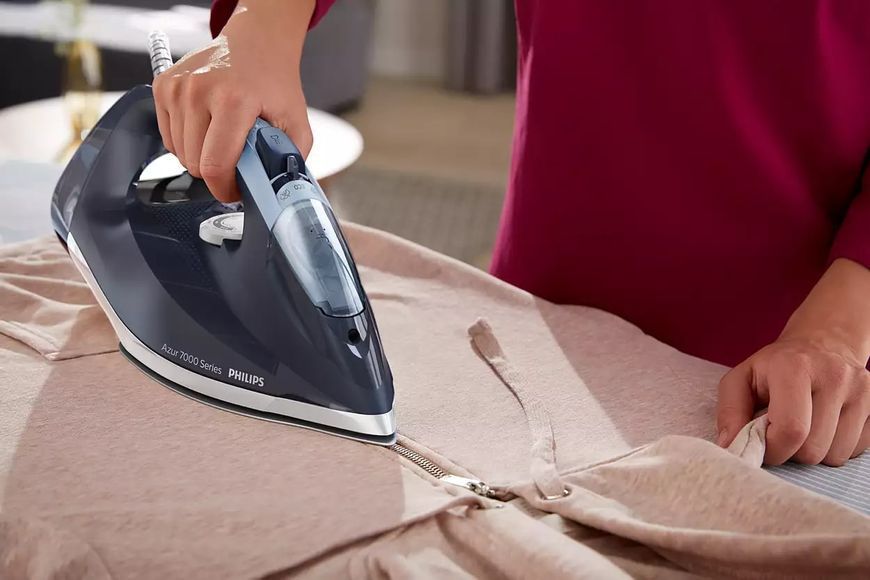Праска Philips 7000 Series, 2800Вт, 300мл, паровий удар -250гр, постійна пара - 50гр, нерж. сталь, темно синій (DST7030/20) 373655 фото
