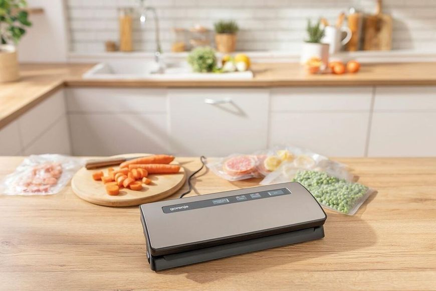 Вакууматор Gorenje для пакетів, 120Вт, 30см, електронне, +10 пакетів, метал, сірий (VS120ES) 369585 фото