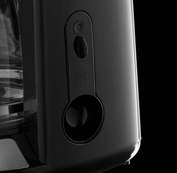 Кавоварка Russell Hobbs крапельна Adventure, 1л, мелена, чорно-сріблястий (24020-56) 362107 фото