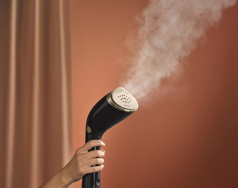 Відпарювач PHILIPS компактний, 1500Вт, 100 и 200мл, постійна пара - 28гр, керам. підошва, чорний (STH7060/80) 375249 фото