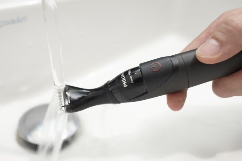 Тример Philips Multigroom series 1000, для бороди і вусів, 1хАА, насадок-4, сталь, чорний (MG1100/16) 371269 фото