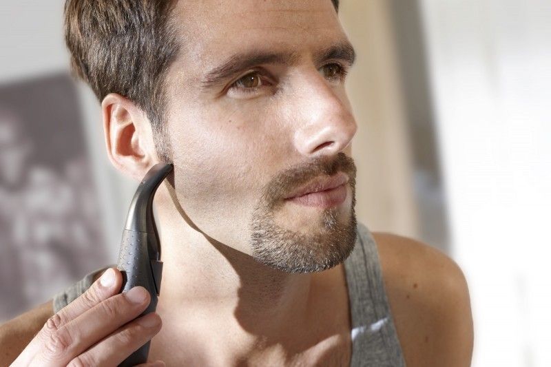 Тример Philips Multigroom series 1000, для бороди і вусів, 1хАА, насадок-4, сталь, чорний (MG1100/16) 371269 фото