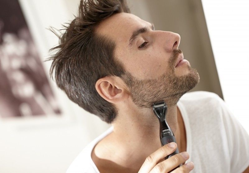 Тример Philips Multigroom series 1000, для бороди і вусів, 1хАА, насадок-4, сталь, чорний (MG1100/16) 371269 фото