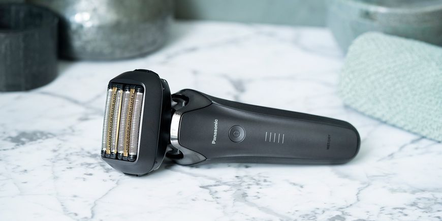 Бритва електр. Panasonic сіткова, 14000 об/хв, бритв.головок-6, Li-Ion, сух.+волог., тример, чорний (ES-LS6A-K820) 366457 фото