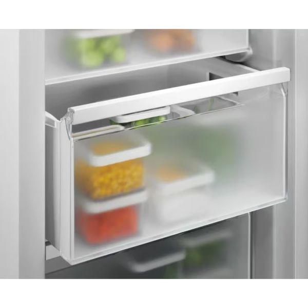Морозильна камера Electrolux вбудована, 177x55х55, 211л, А++, NF, диспл внутр., білий (EUN7NE18S) 373673 фото
