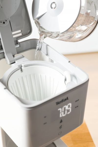 Кавоварка Tefal крапельна Sense 1.25л, мелена, LED-дисплей, сенсор.керування, білий (CM693110) 373053 фото