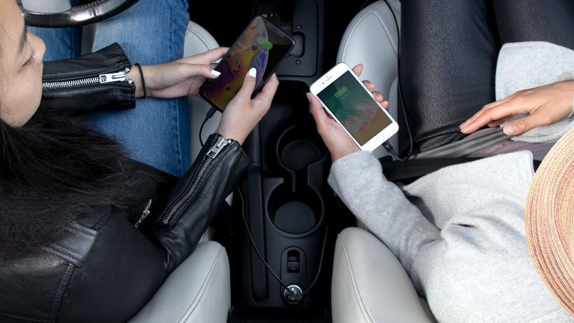 Зарядний пристрій автомобільний Belkin 24Вт 2хUSB-A, чорний (CCB001BTBK) 363085 фото