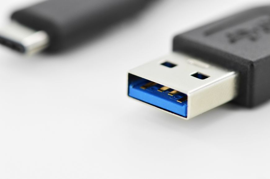 Кабель DIGITUS USB-C > USB-A заряджання/синхронізації, Type-C, 1м, чорний (AK-300136-010-S) 368359 фото