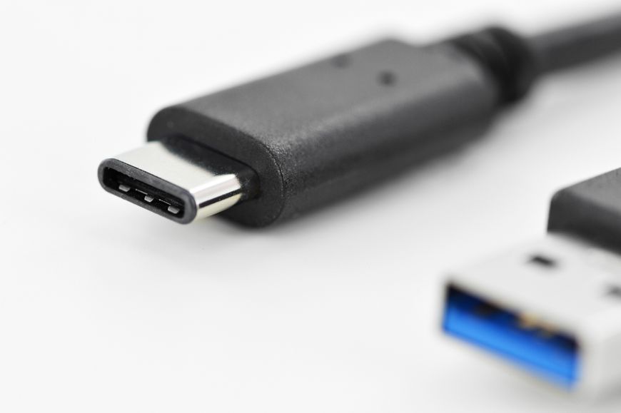 Кабель DIGITUS USB-C > USB-A заряджання/синхронізації, Type-C, 1м, чорний (AK-300136-010-S) 368359 фото