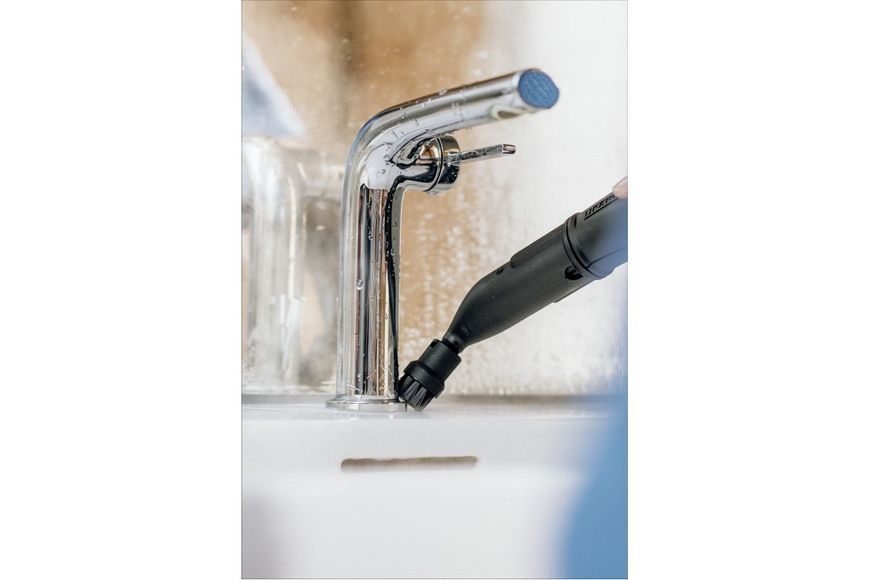Пароочисник Karcher SC 4 EasyFix Iron, 2000Вт, 800мл, 3.5Бар, праска в компл, біло-чорний (1.512-631.0) 362387 фото